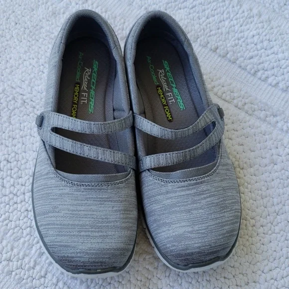 SKECHERS SLIP-ONS - Picture 2 of 10